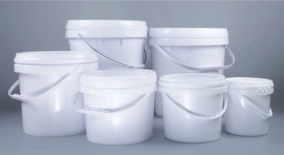 蓋付きの大きなプラスチック製のおもちゃバケツ 腐食耐性のあるハンドル