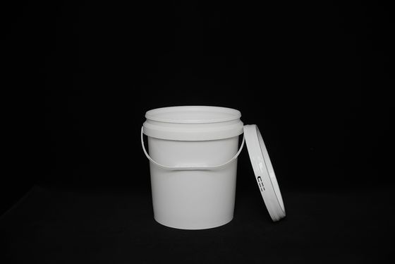 食品 保存 と 清掃 の ため の ハンドル を 備えた 蓋 の 桶 を 長期 に 切る